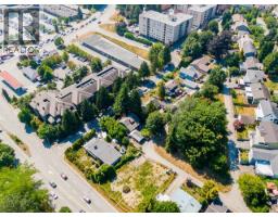 807 Sangster Place, New Westminster, BC V3L4L7 Photo 9