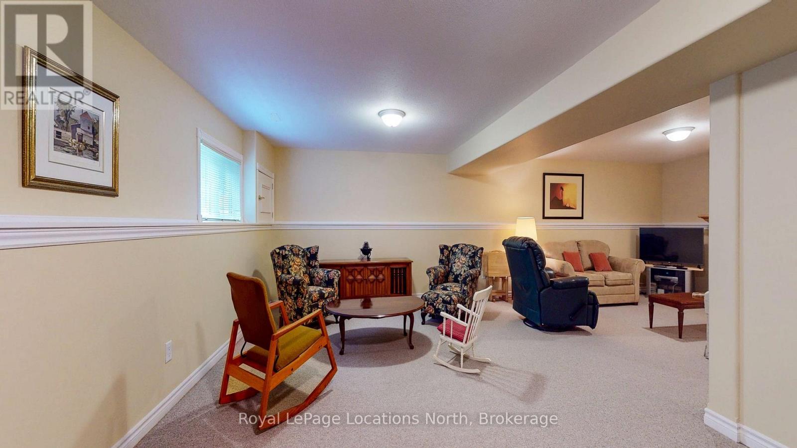 12 65TH STREET N - 32