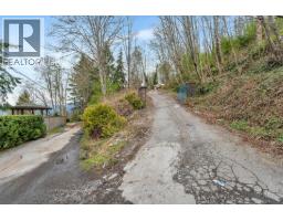 7235 & 7356 Bayview & Braeside Drive, Burnaby, BC V5A4T3 Photo 33