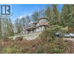 7235 & 7356 Bayview & Braeside Drive, Burnaby, BC V5A4T3 Photo 36