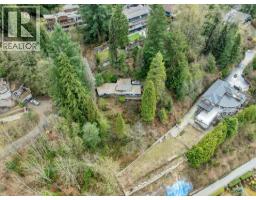 7235 & 7356 Bayview & Braeside Drive, Burnaby, BC V5A4T3 Photo 6