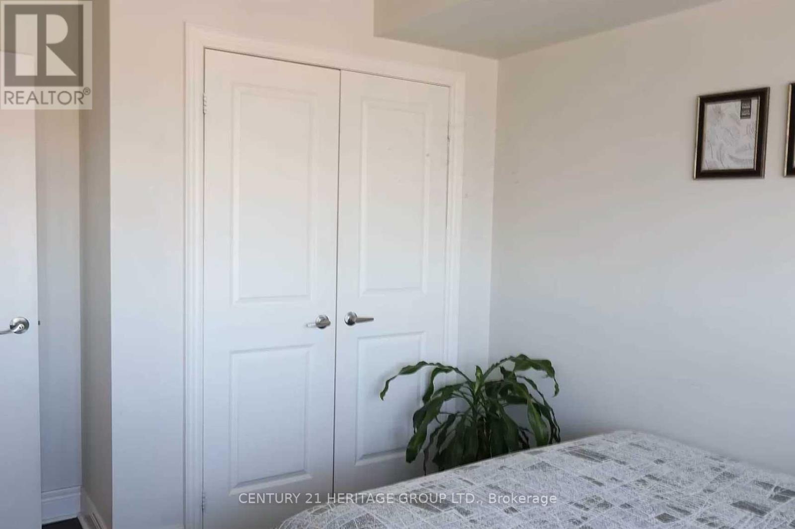 #610 701 SHEPPARD AVENUE - 12