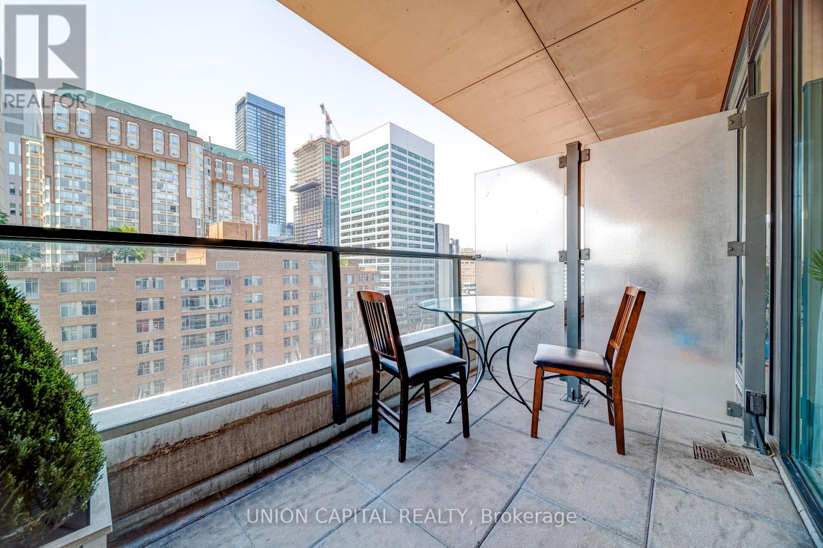 #1820 111 ELIZABETH STREET - Image 11