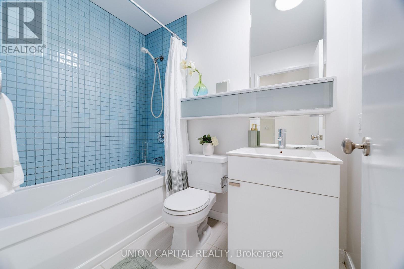 #1820 111 ELIZABETH STREET - Image 16