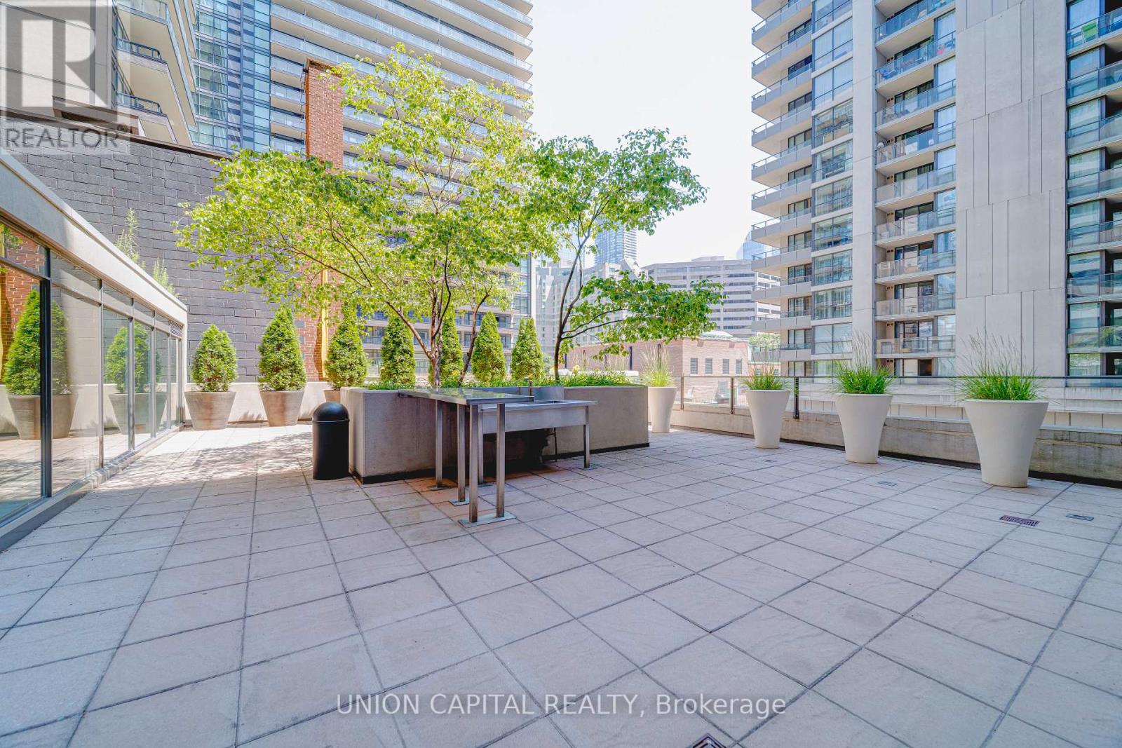 #1820 111 ELIZABETH STREET - Image 25