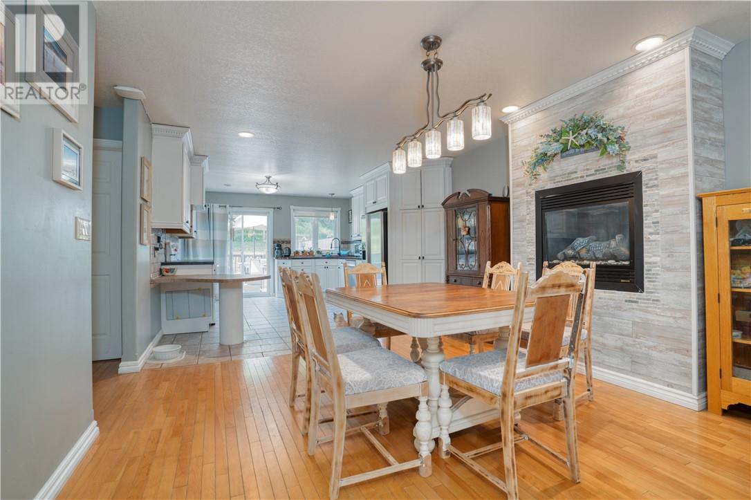 223 Springhill - Image 6