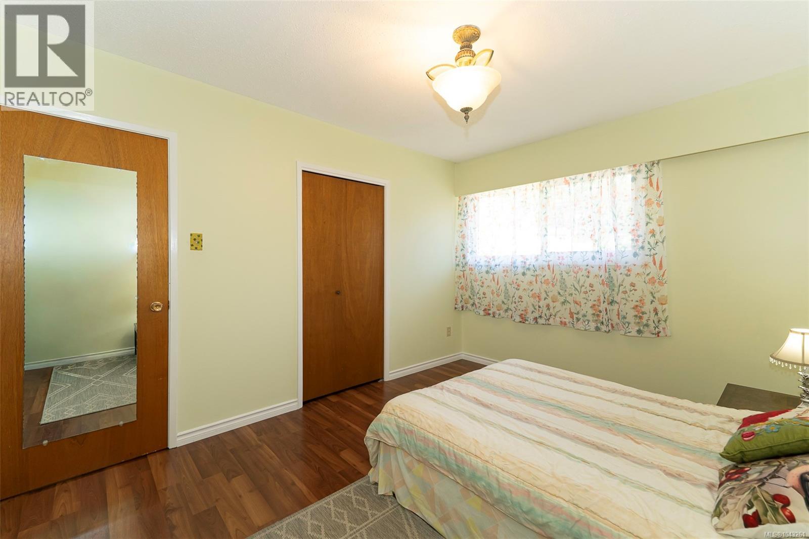 2454 Seine Rd - 21