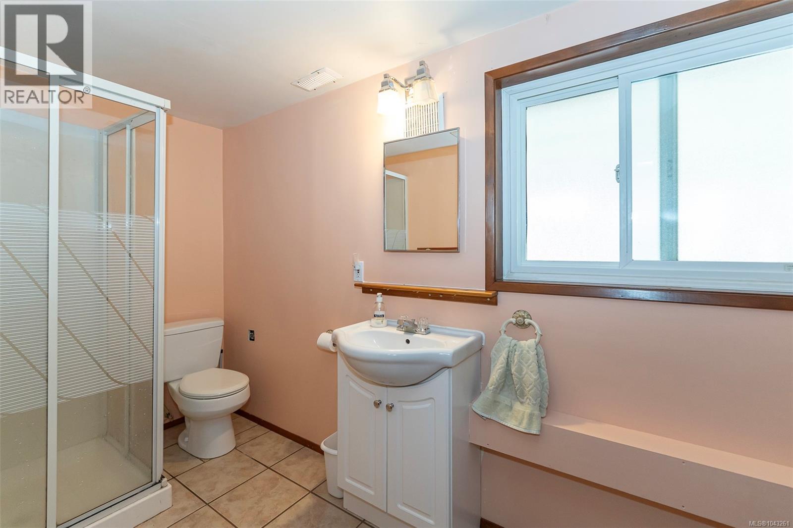 2454 Seine Rd - 39