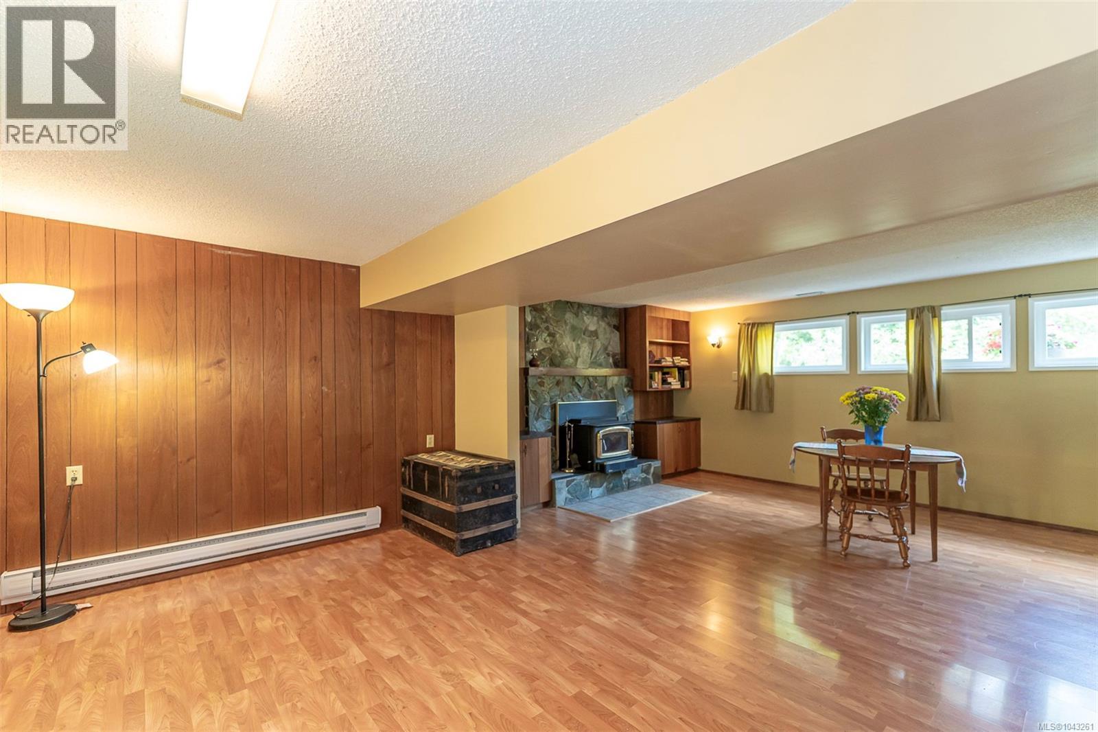 2454 Seine Rd - 47