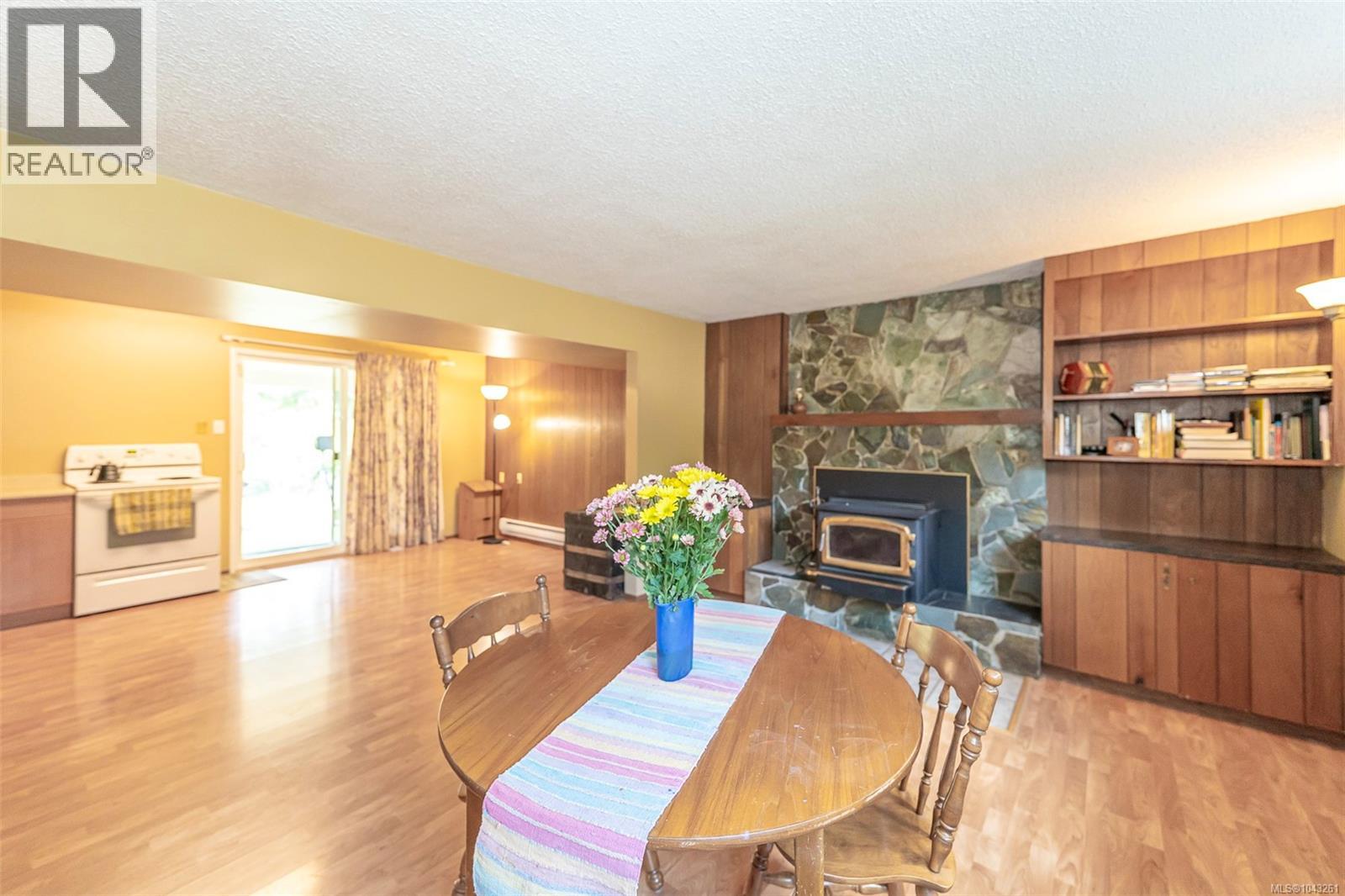 2454 Seine Rd - 44