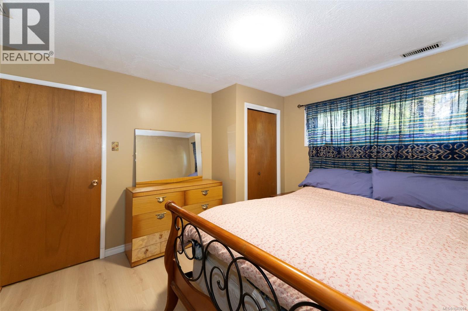 2454 Seine Rd - 42