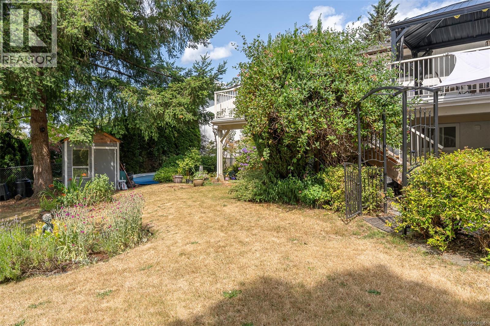 2454 Seine Rd - 64