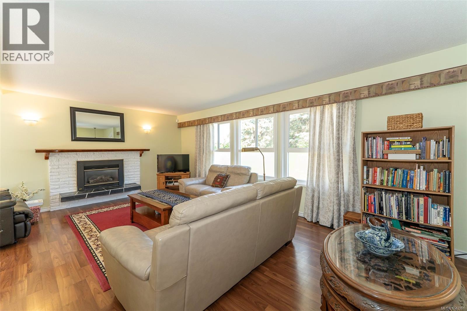 2454 Seine Rd - 8