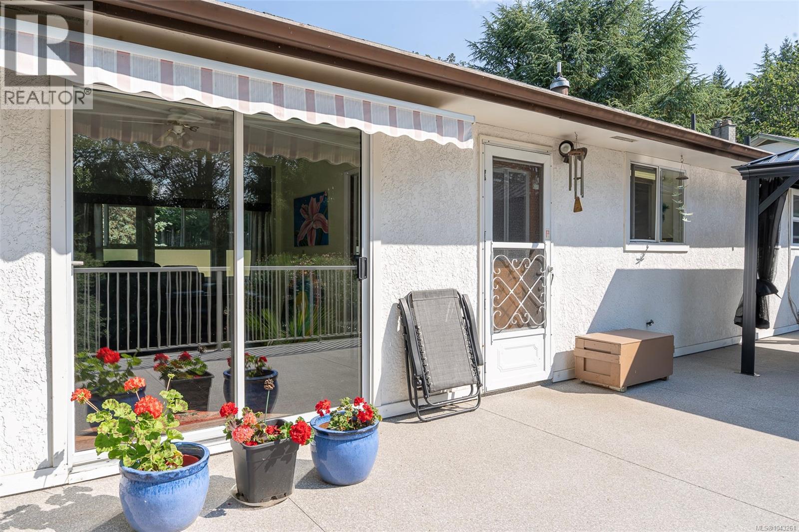 2454 Seine Rd - 28