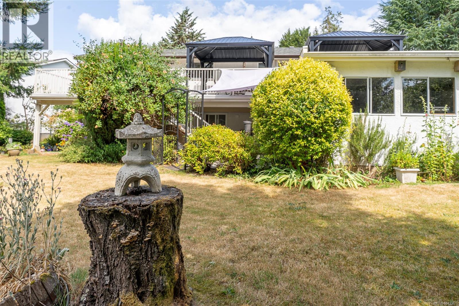 2454 Seine Rd - 63