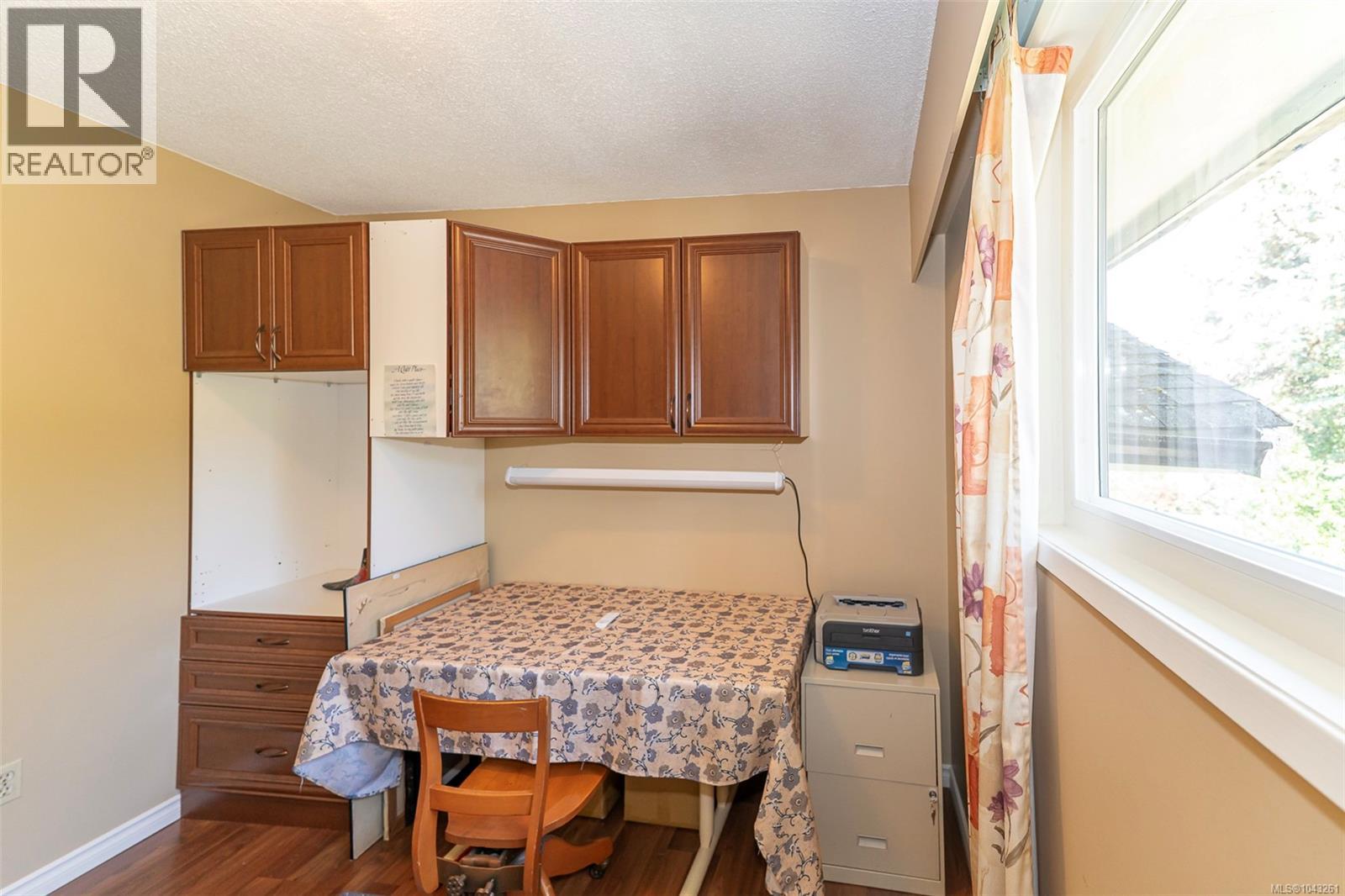 2454 Seine Rd - 23