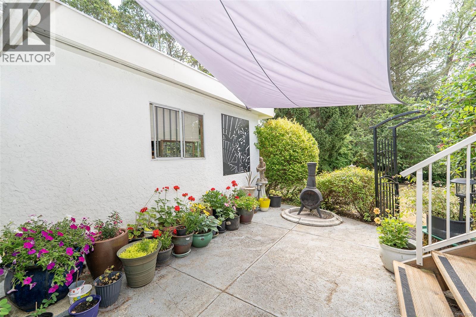 2454 Seine Rd - 50