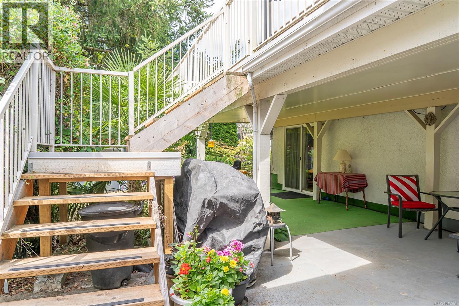 2454 Seine Rd - 67
