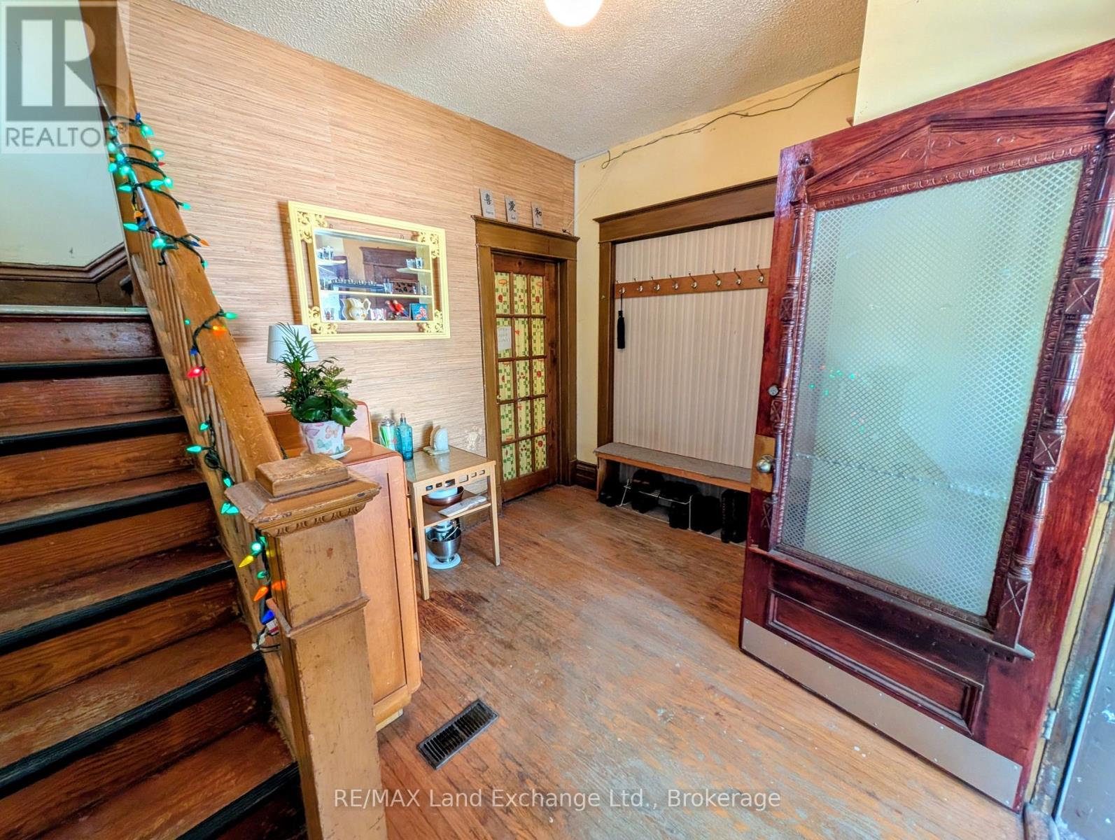 570 10TH STREET - 25