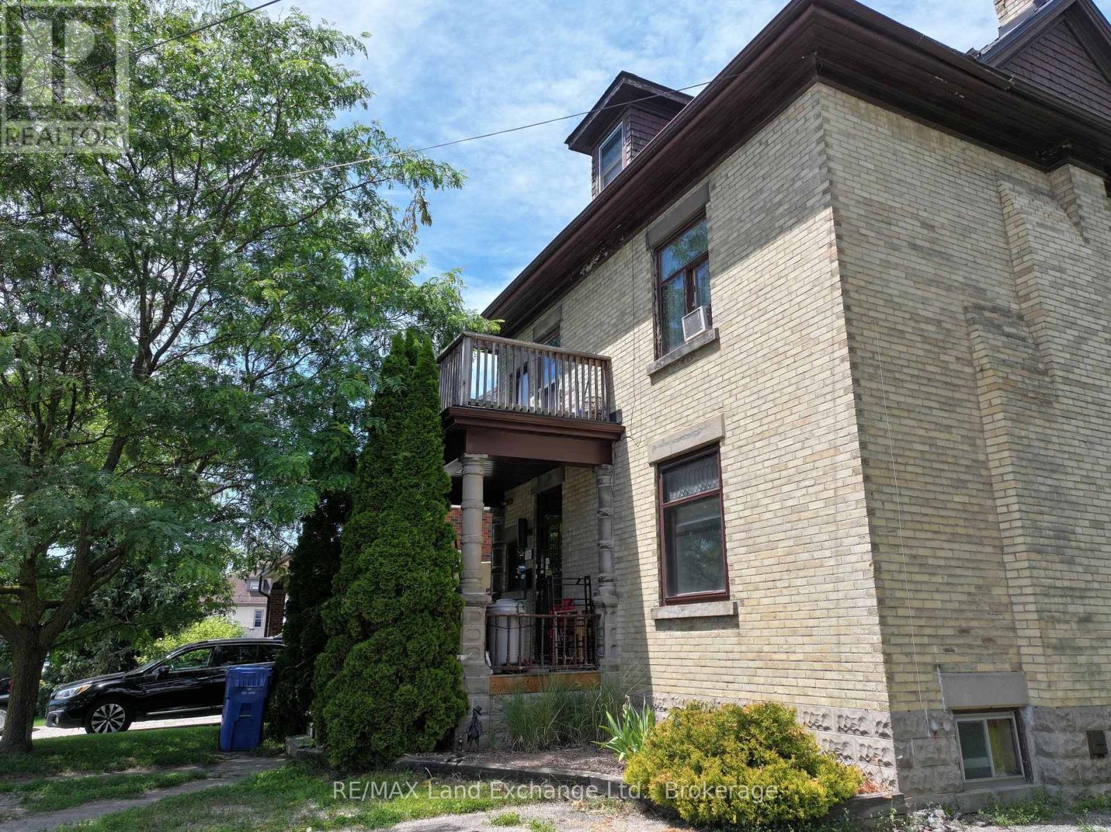 570 10TH STREET - 37