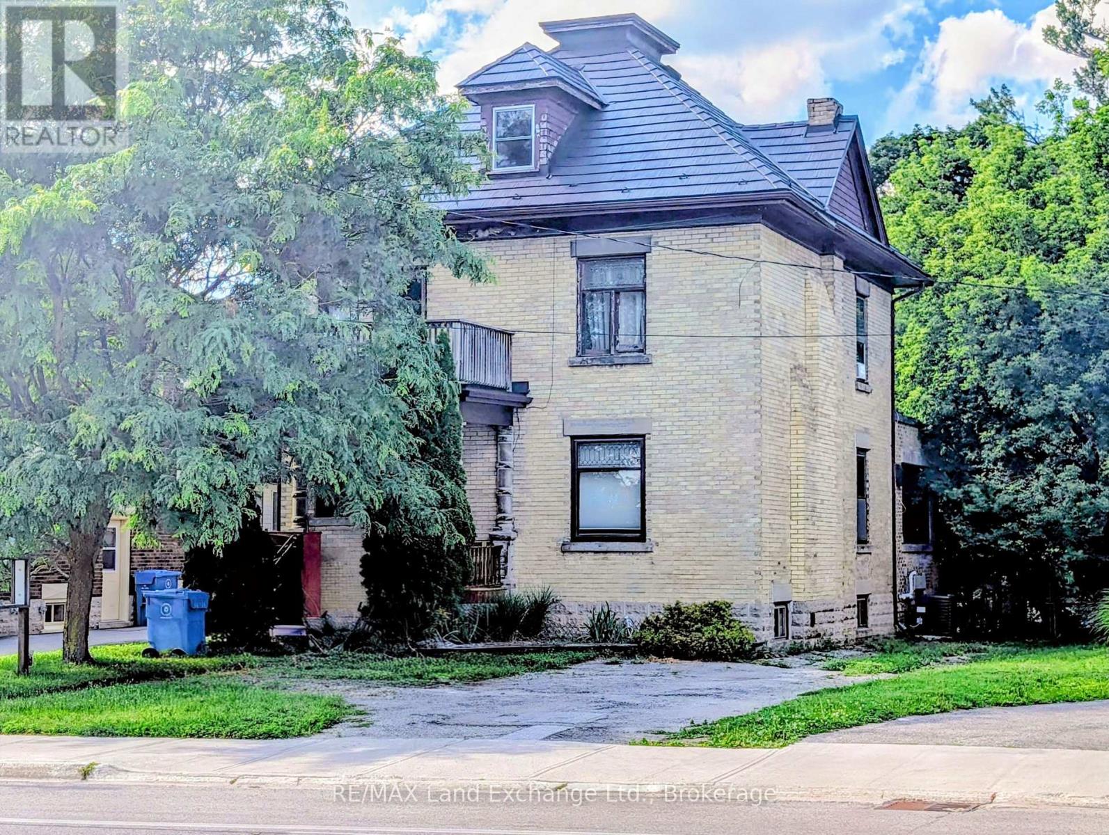 570 10TH STREET - 5