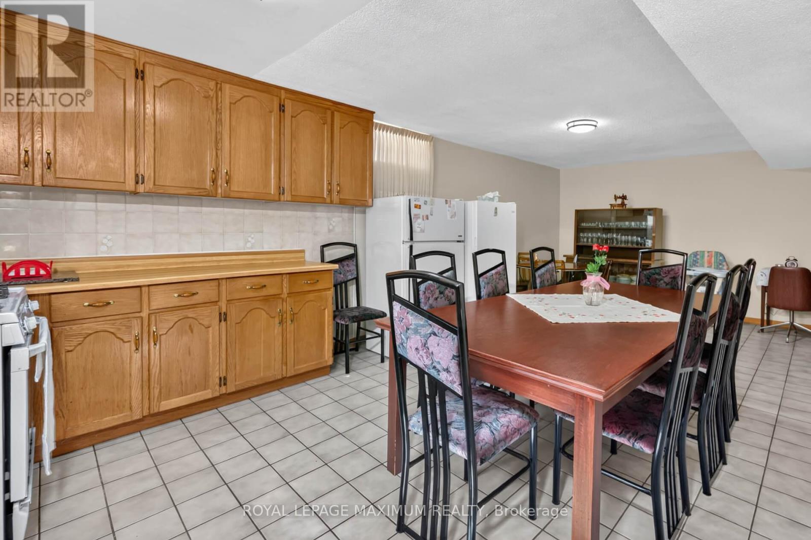 162 WIGWOSS DRIVE - 23