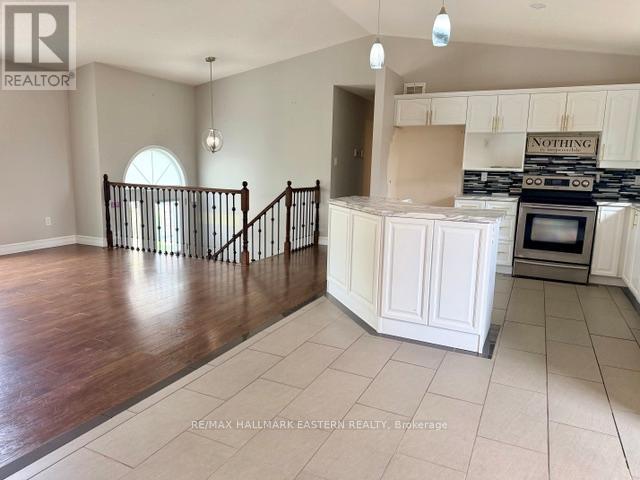 28 GRANT DRIVE - 7