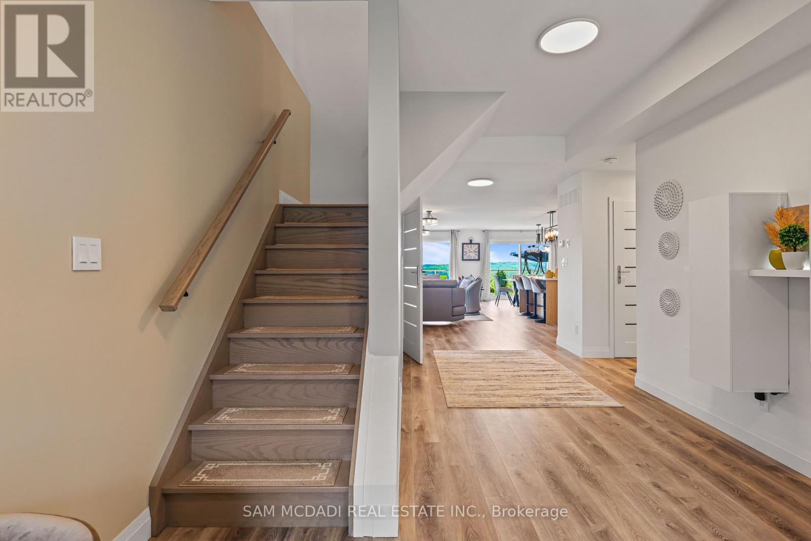 21 HORIZON LANE - Image 5