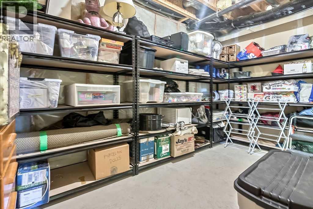 #14 6 Scarpe Drive SW - 38