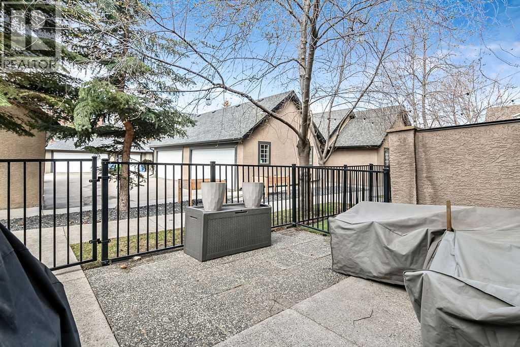 #14 6 Scarpe Drive SW - 40