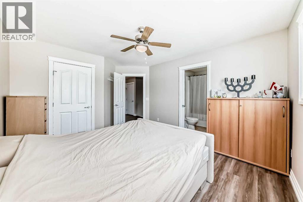 #11 2002 22 Avenue - 16