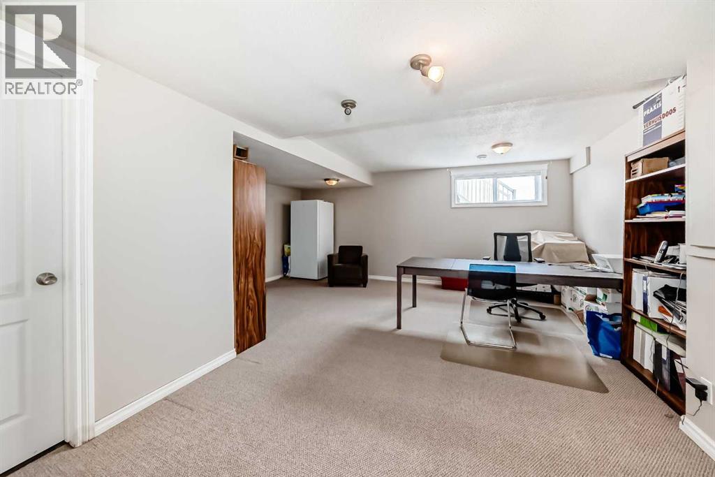 #11 2002 22 Avenue - 24