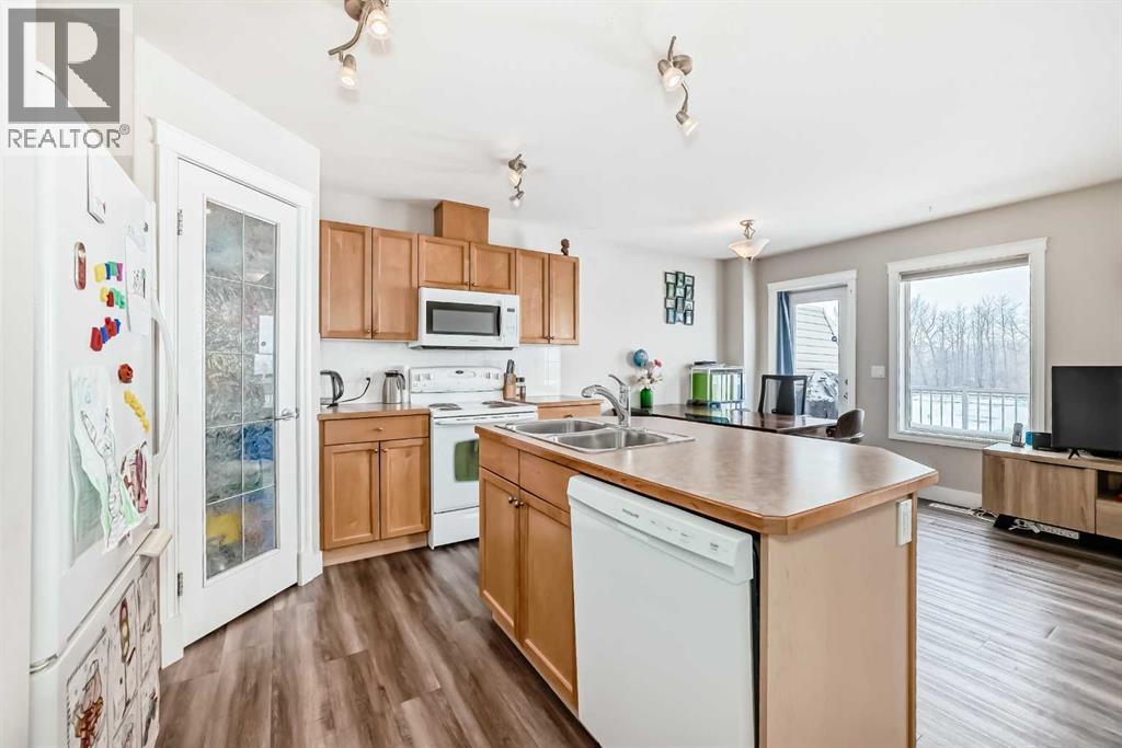 #11 2002 22 Avenue - 7