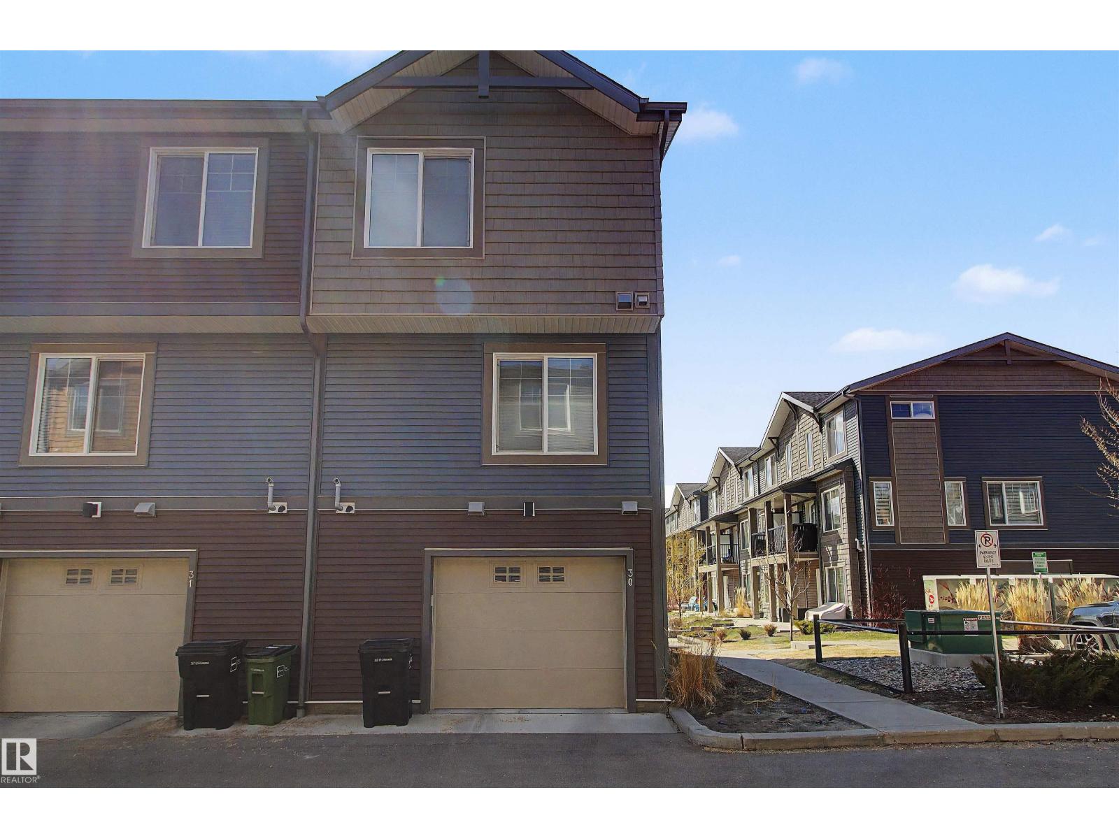 #30 3025 151 AV NW - 31