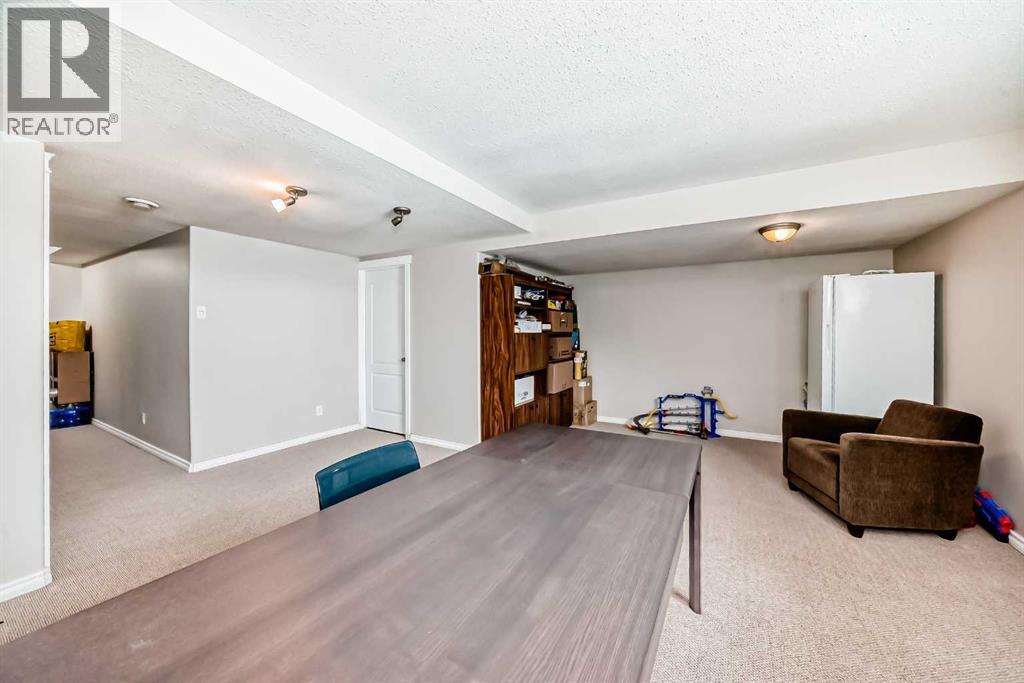 #11 2002 22 Avenue - 25