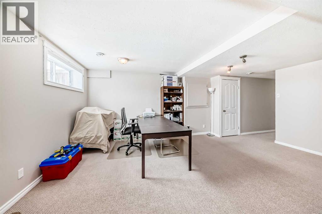 #11 2002 22 Avenue - 26