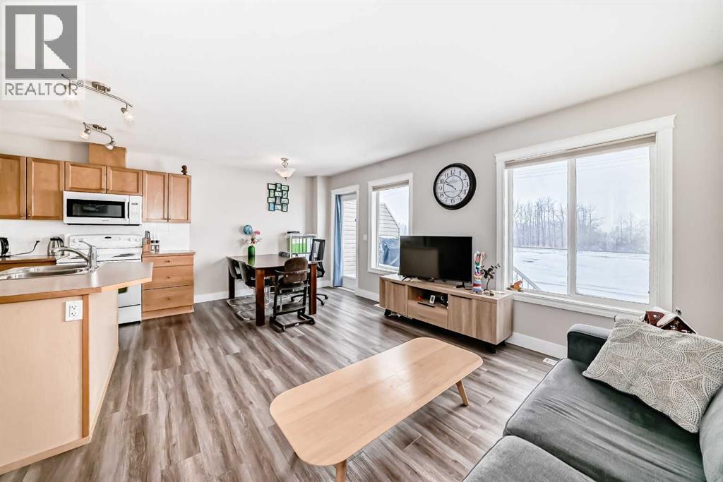 #11 2002 22 Avenue - 11