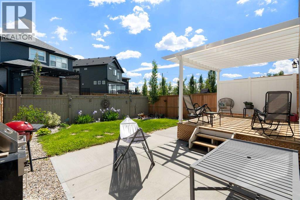 642 Kingsmere Way SE - 28