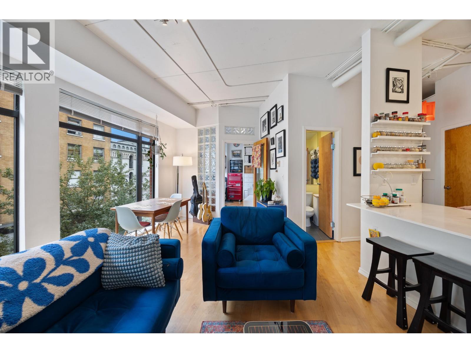 2 Bed, 2 Bath House for Sale in Vancouver – 301 28 POWELL STREET, Vancouver – MLS# R3146308 - Image 9