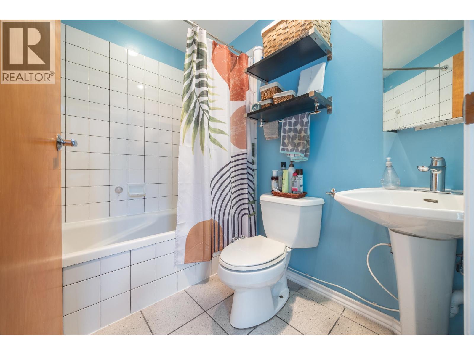 2 Bed, 2 Bath House for Sale in Vancouver – 301 28 POWELL STREET, Vancouver – MLS# R3146308 - Image 27