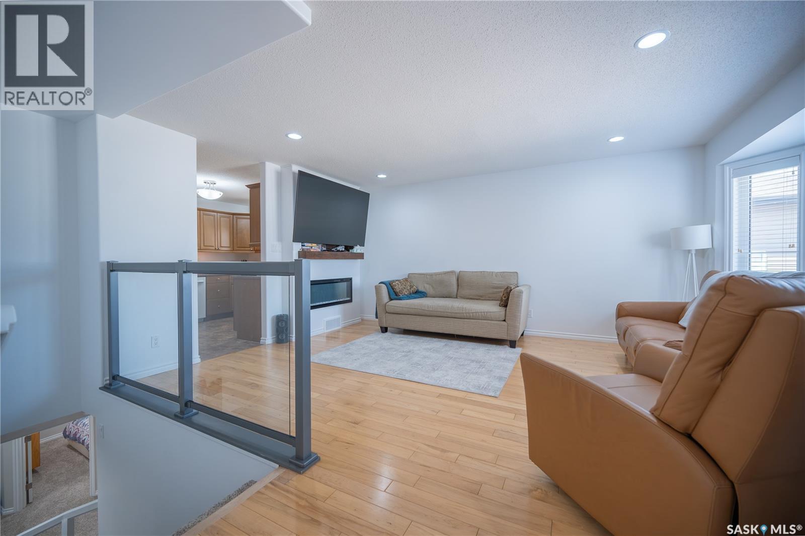 117 Good Spirit CRESCENT - 14