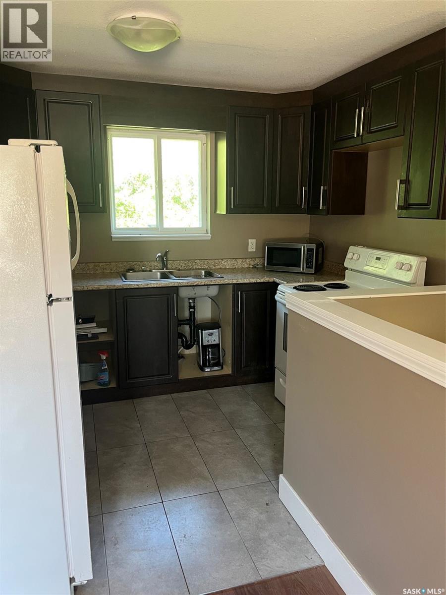 738 Henry STREET - 11
