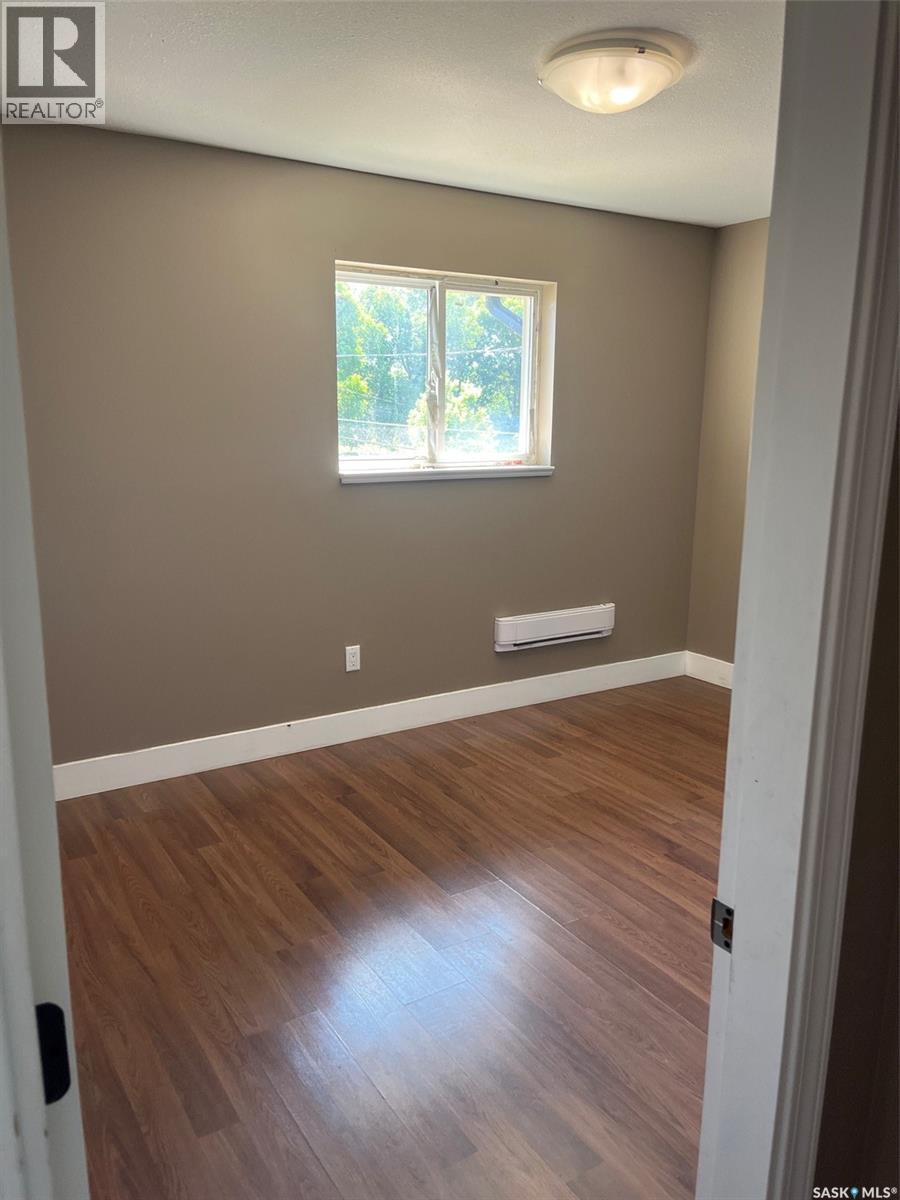 738 Henry STREET - 8