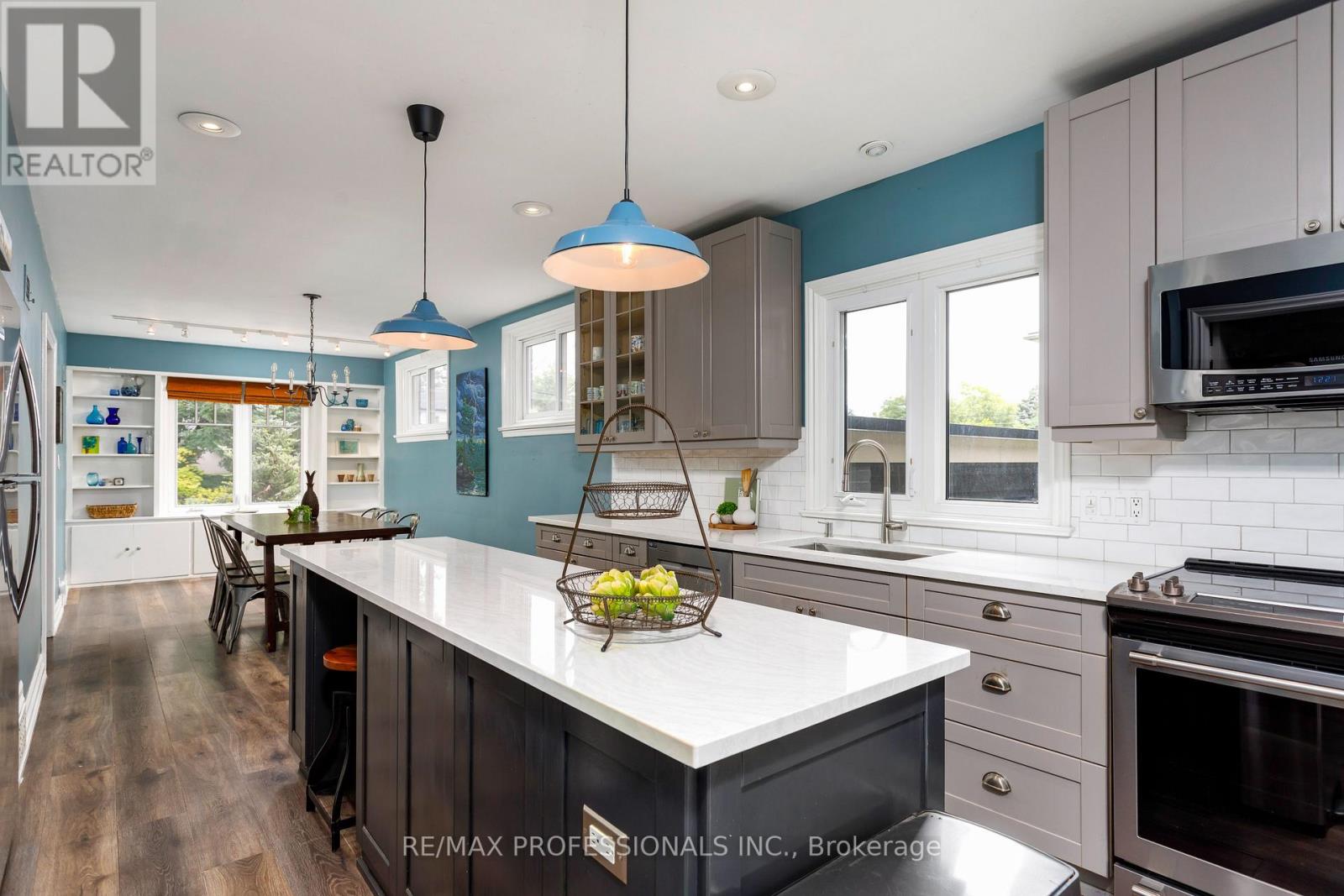 1364 ISLINGTON AVENUE - 13