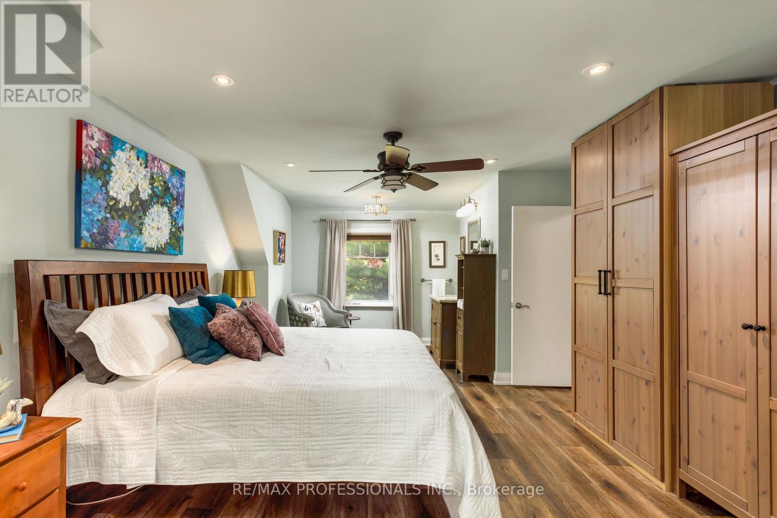 1364 ISLINGTON AVENUE - 28
