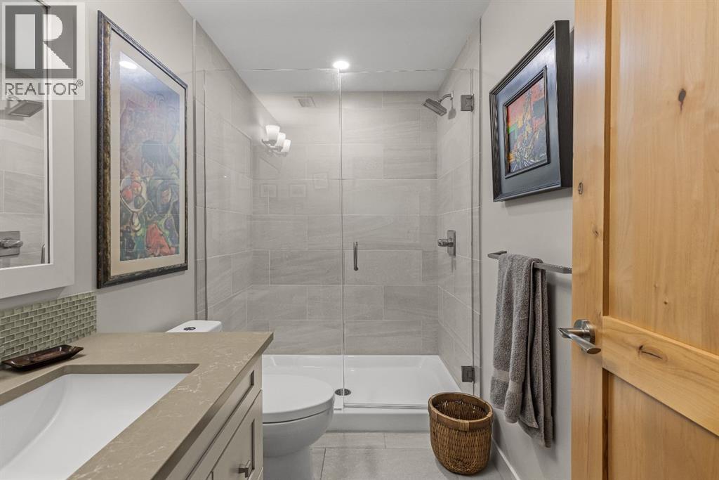#102 707 Spring Creek Drive - 33