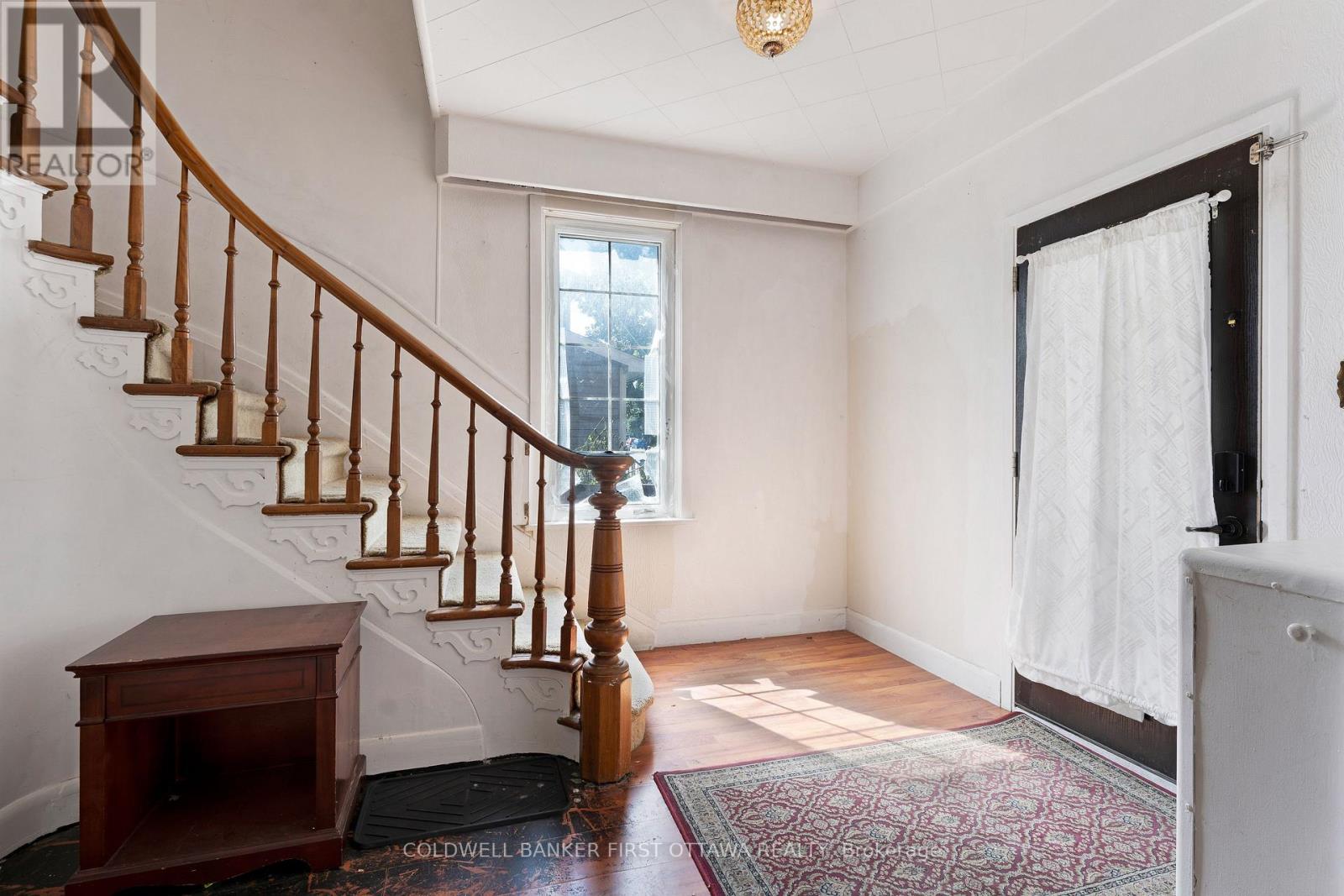 69 WILSON STREET W - 11