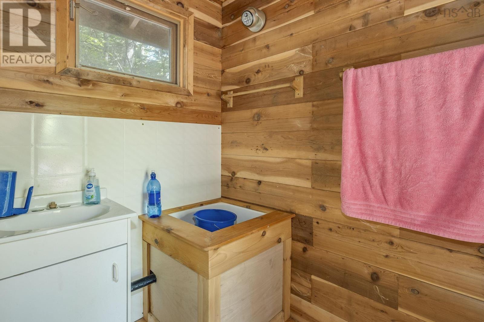 207 Middle Fork Road - 27