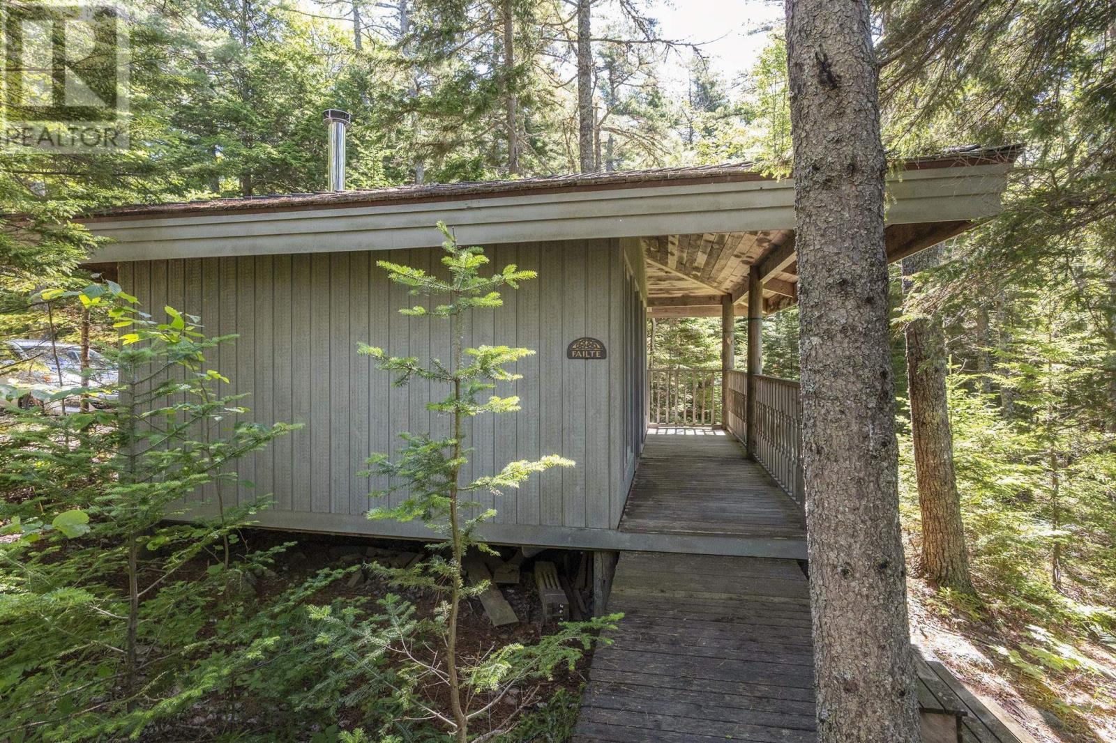 207 Middle Fork Road - 31
