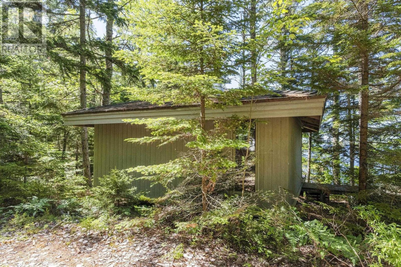 207 Middle Fork Road - 48